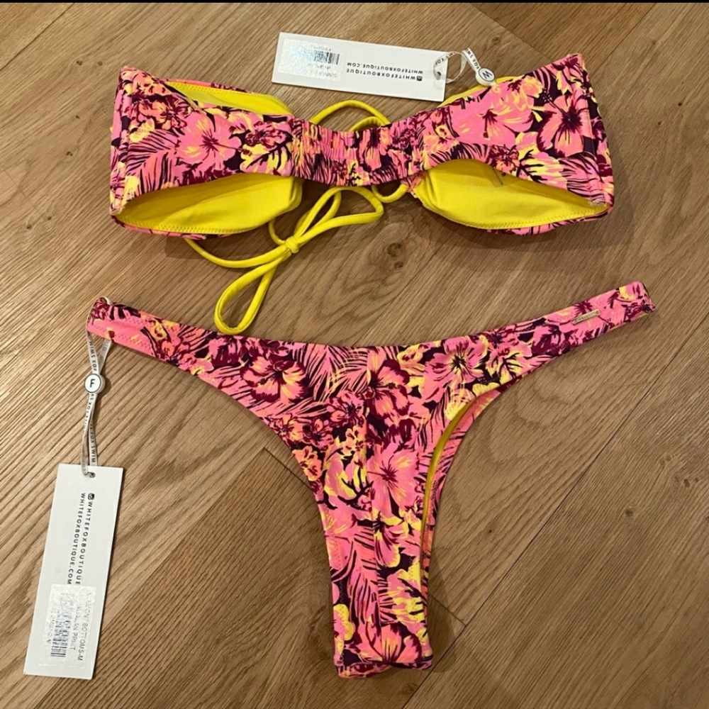 White Fox Boutique Summer Sea Bikini Top & Belmont Bottoms Hawaiian Print size M - Picture 3 of 8